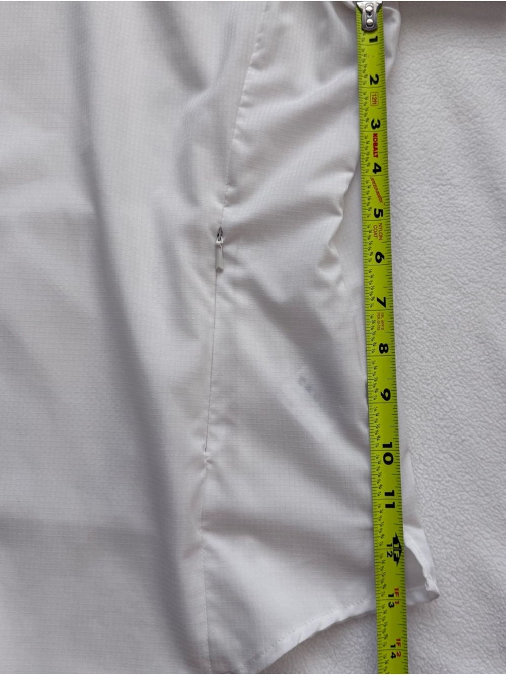 Columbia Ladies White Short-Sleeve Button-Up Shirt - Picture 5 of 6
